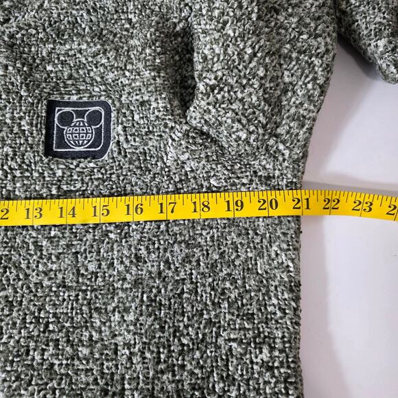 Disney Jacket Womens M Black and White Sherpa Fleece Full Zip Mickey Globe Patch - Picture 8 of 12